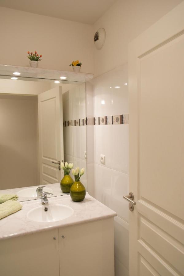 קאן Spacious Luxury Apt, 12 Min Walk To Croisette Beach And Conf Centre מראה חיצוני תמונה