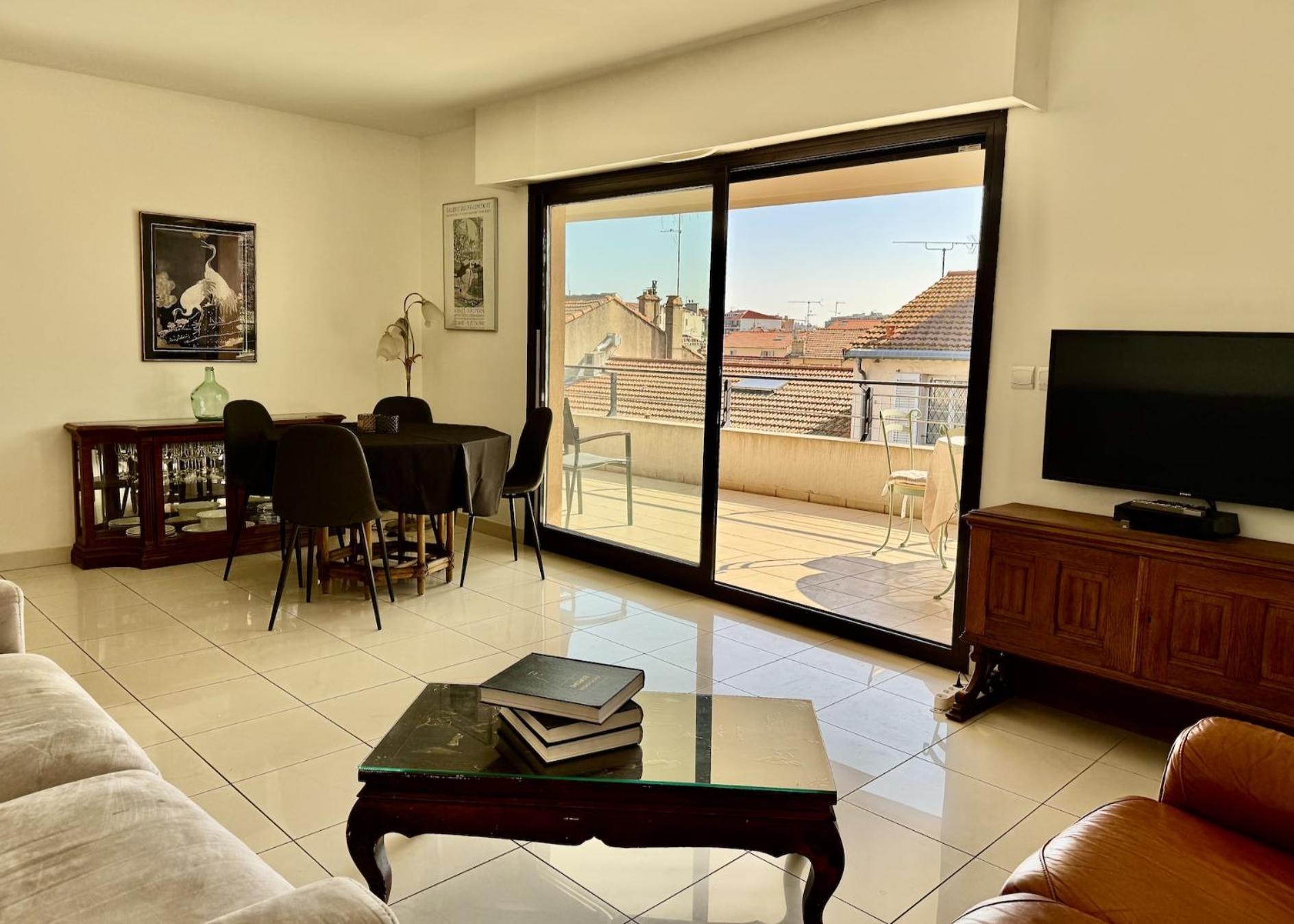 קאן Spacious Luxury Apt, 12 Min Walk To Croisette Beach And Conf Centre מראה חיצוני תמונה
